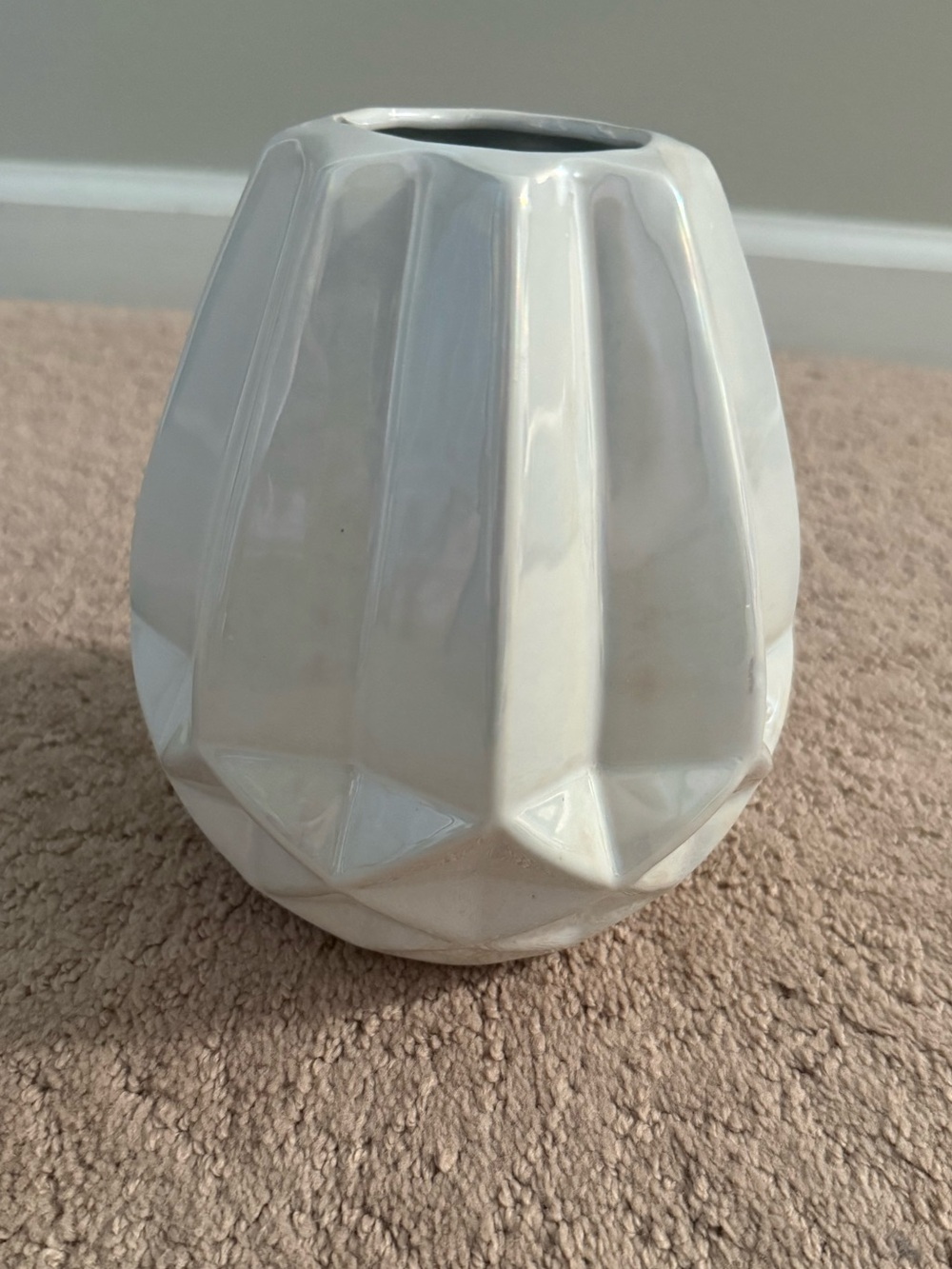 Ceramic Geometric Vase | White with Reflective Polychromatic Sheen